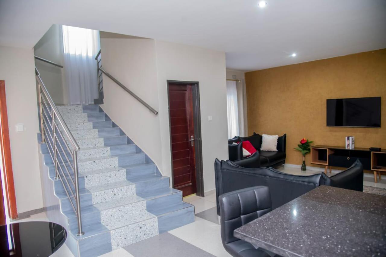 Royal Suites Apartments Lusaka Luaran gambar