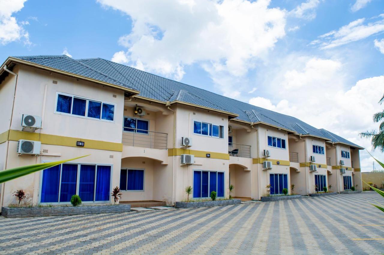 Royal Suites Apartments Lusaka Luaran gambar