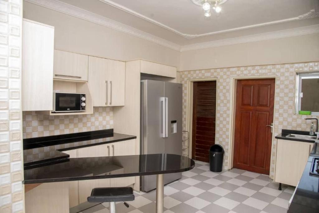 Royal Suites Apartments Lusaka Luaran gambar