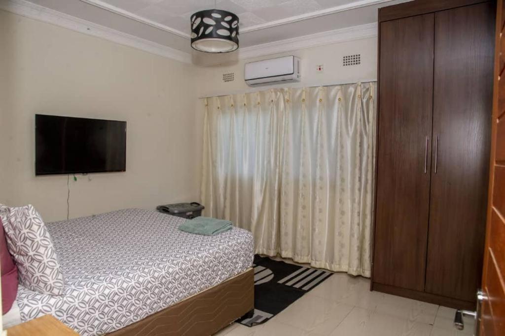 Royal Suites Apartments Lusaka Luaran gambar