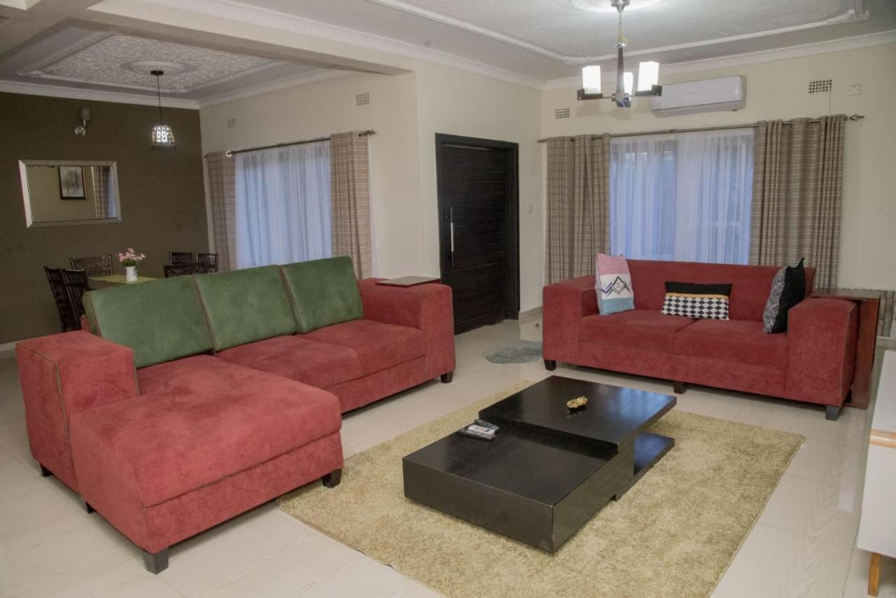 Royal Suites Apartments Lusaka Luaran gambar