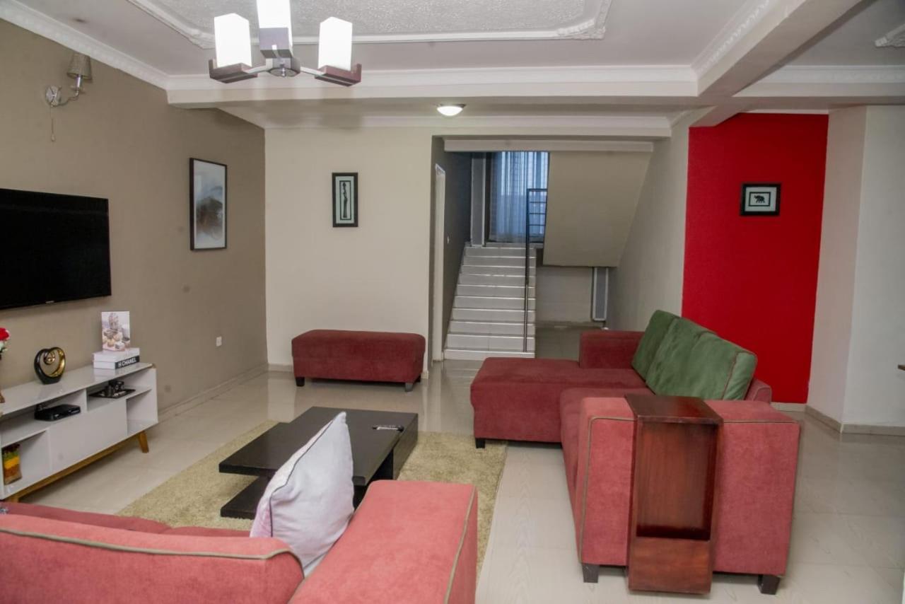 Royal Suites Apartments Lusaka Luaran gambar